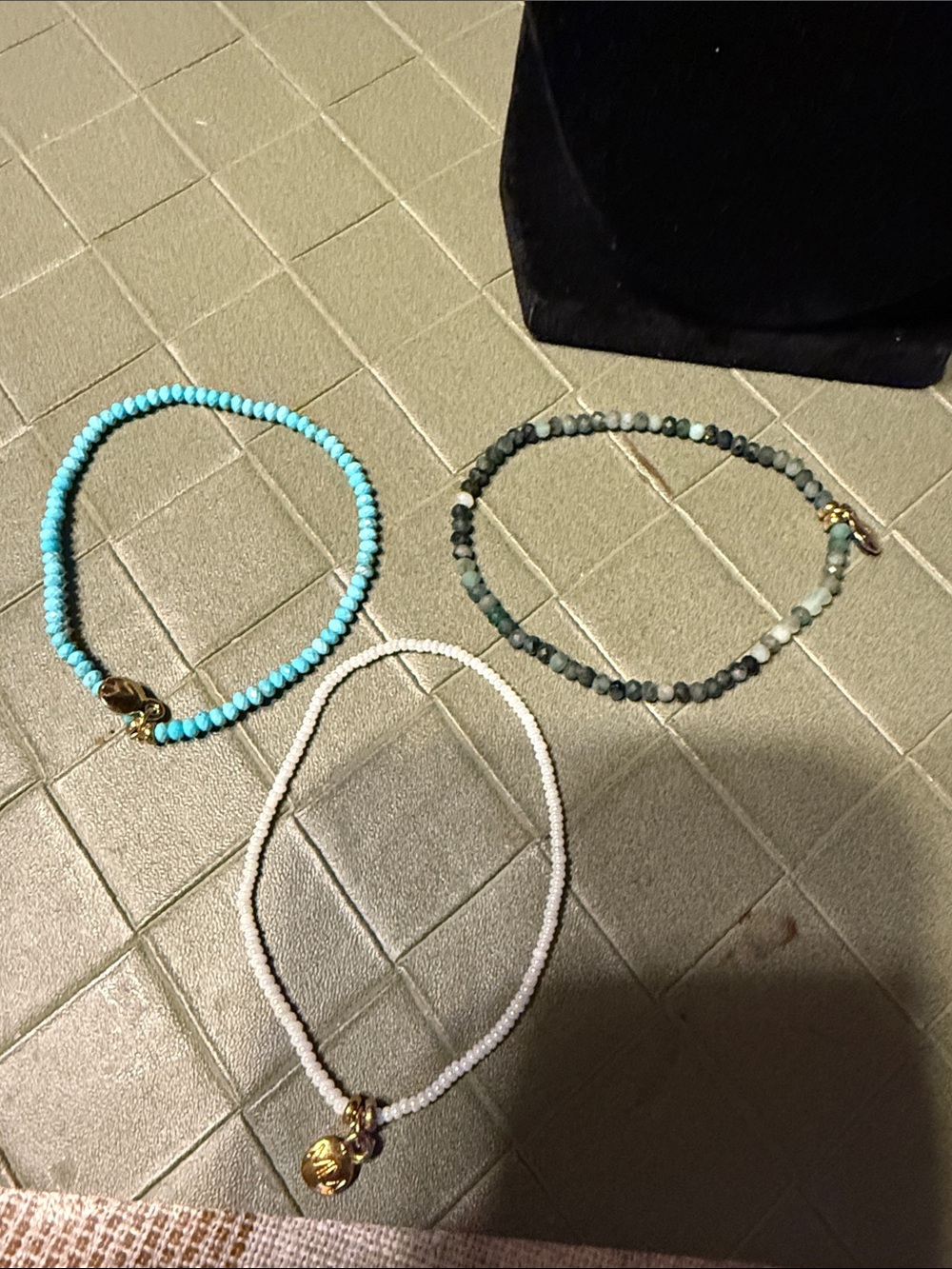 Three-Stone Beaded Necklace Set - Turquoise, White & Green
